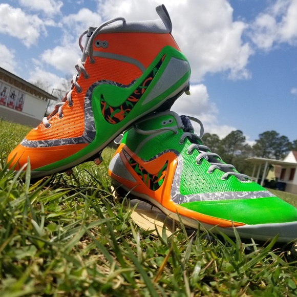 Mens Custom Nike Baseball Cleat size 12 - Picture 1 of 1